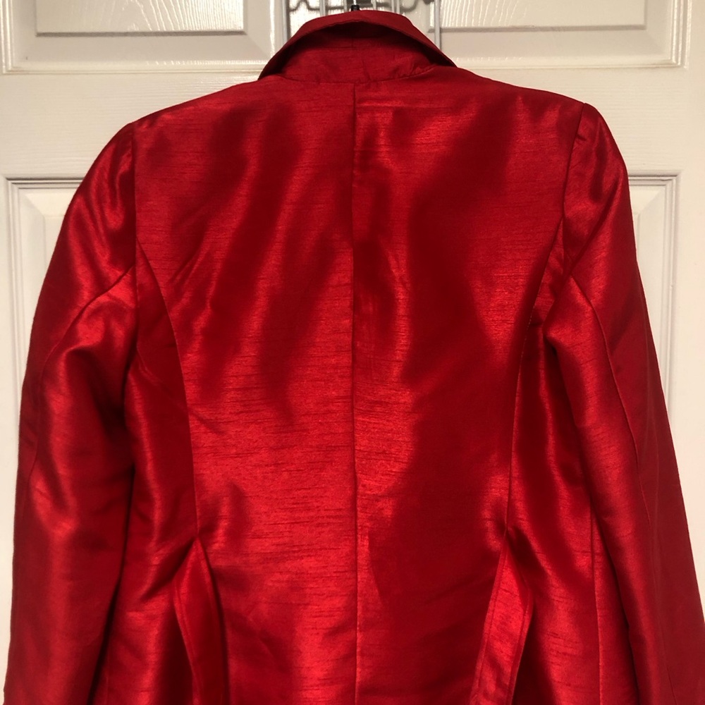 Allyson Cara Red Two-Piece Satin Suit - Picture 9 of 15